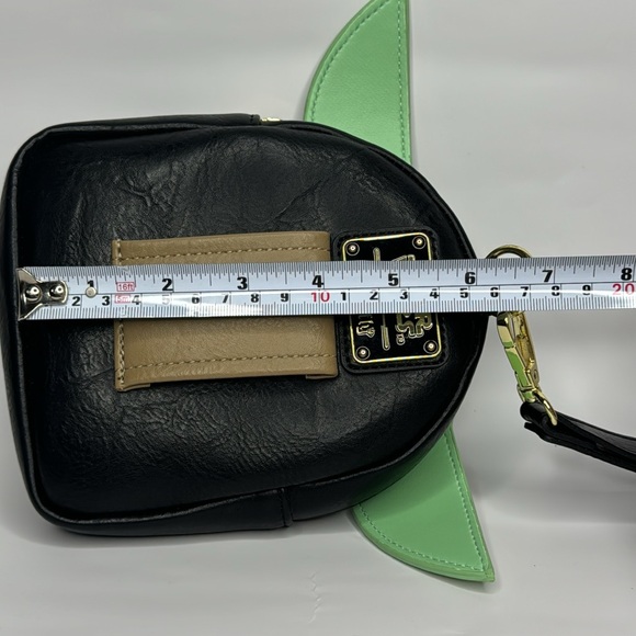 Star Wars, Disney Loungefly Mini Backpack Clutch. - Picture 9 of 9